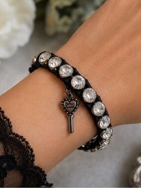 Betsey Johnson Crystal Wrap Bracelet with “Bitter Sweet” Key Charm ✨🖤🔑